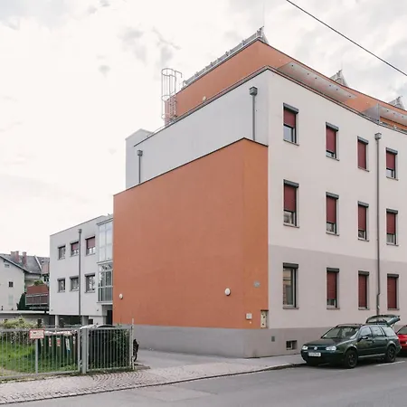Herzstueck Graz - Apartments Fuer Familien & Freunde *